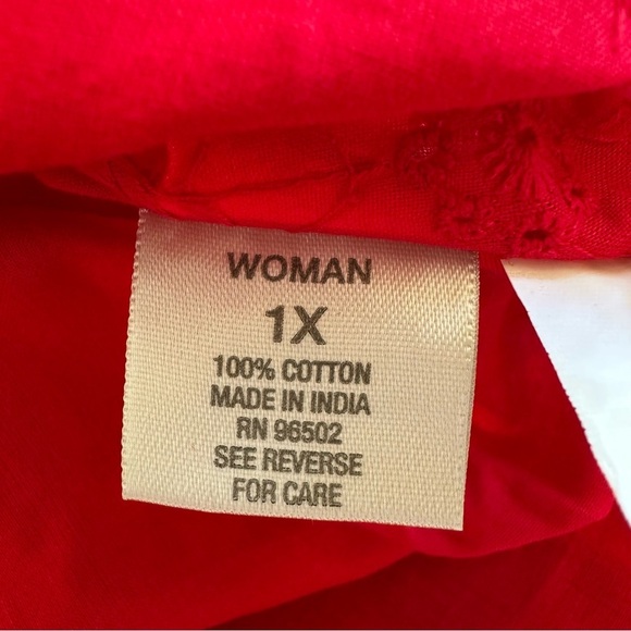 NWT Dressbarn Woman size 1X Red Eyelet Lace Button Up Tank Top Blouse Summer New - Picture 6 of 6